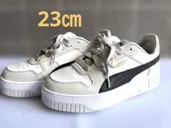 PUMA 厚底スニーカー ホワイト ブラックのサムネイル