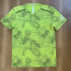 adidas ネオンカラーTシャツ