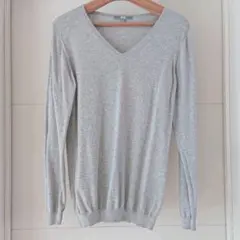 【ユニクロ】ニット グレー サイズXL♪