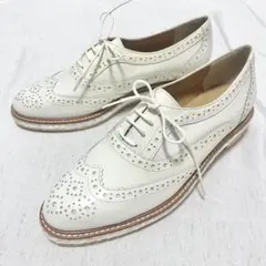 【未使用】MODE ET JACOMO carino レースアップシューズ　本革のサムネイル
