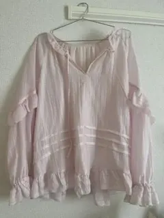 【美品】アパートバイ　ブラウス