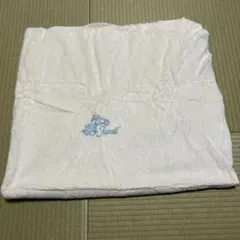 【未使用品】シングルフラットボアシーツ 140x240オフホワイト花模様刺繍