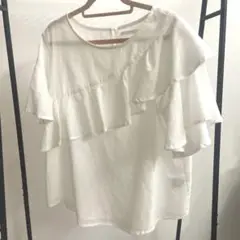 レルビエ　フリルトップス　ブラウス　ホワイト