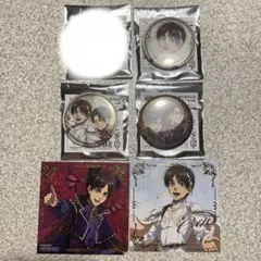 進撃の巨人　リヴァイ　エレン　箔押し缶バッジ　16個　天使と悪魔 進撃の巨人 リヴァイ エレン 箔押し缶バッジ 16個 天使と悪魔 - メルカリ
