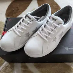 PGM ゴルフシューズ ホワイト 星形装飾