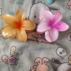 ハイビスカス花型ヘアクリップ オレンジ ピンク 2個セット