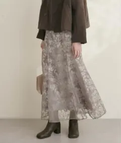 【新品タグ付き】osono 長さ変えれるチュール刺繍レーススカート