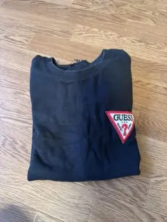 GUESS ブラック クルーネック トレーナー