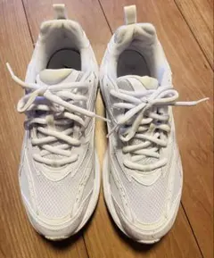 【極美品/元箱付】PUMA モーフィックベース スニーカー 28cm（ホワイト）