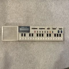 CASIO VL-10 VL-TONE☆世界最小シンセサイザー☆レア☆1982年 The VL-10 - Casio's smallest keyboard - YouTube