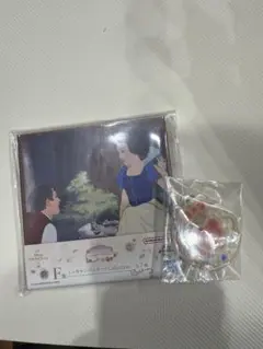 一番くじ 白雪姫ミニキャンバスボードとキーホルダーセット
