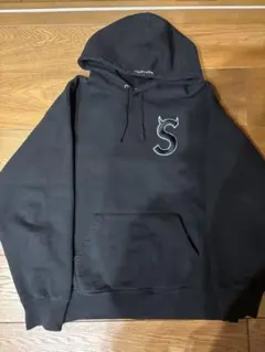 2026年最新】supreme sロゴ パーカー ツノの人気アイテム - メルカリ