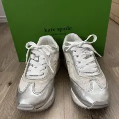 kate spade NEW YORK スニーカー メタリックシルバーのサムネイル