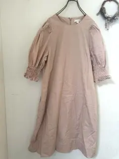 cos くすみカラー　ピンク　シャーリング　ワンピース