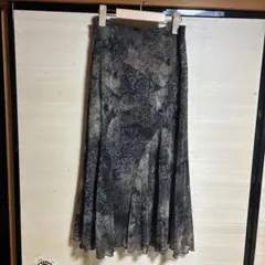 婦人服　ミセス　シニアスカート フレアスカート グレー系 花柄