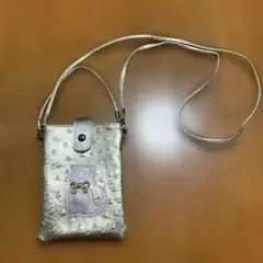 新品・未使用 猫のシルエット スマホショルダーバッグ ゴールド