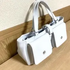 【新品】TOMMY HILFIGER トミーヒルフィガー　ホワイトハンドバッグ