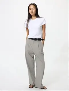 ユニクロ　タックワイドパンツ　M ストライプ　グレー
