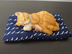 猫の置物