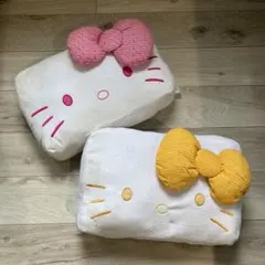 サンリオハローキティ リボン付きクッション　ぬいぐるみ 特大　2個セット