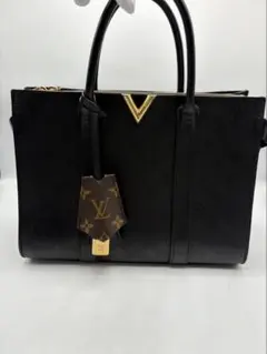 美品　ヴィトン ブラック トートバッグ　M53648 ヴェリー　ジップトート