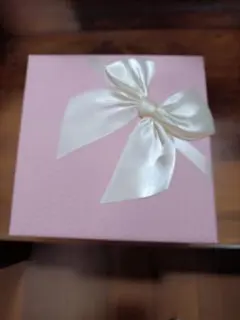 エバージョイズのソープフラワーギフトボックス アマゾンで1780円の品