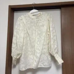 センスオブプレイス　ジャガードブラウス