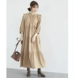 ELENCARE DUEジャカードティアードワンピ ベージュ グリーンパークス