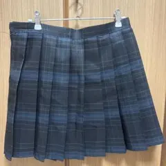 制服 プリーツスカート