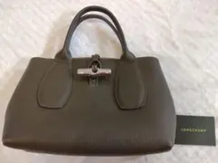 【送料無料】LONGCHAMP ロンシャン ロゾ オリーブのサムネイル