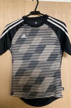 adidasアディダス サッカーシャツ ブラック/ベージュ　150　子供　こども