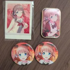 望月穂波の缶バッジ3個とポストカード