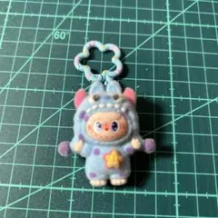 ラブブLabubu キーホルダー