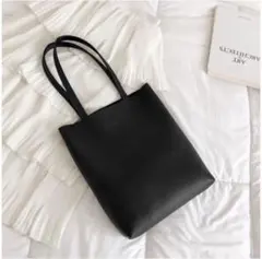 トートーバック　黒　A4 ビジネス　入学式　卒業式　フォーマル　シンプル　通勤