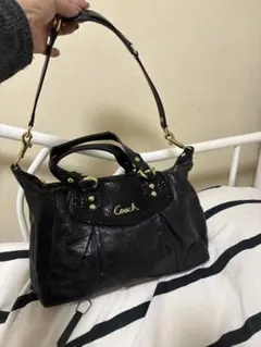 美品　Coach コーチブラックレザーショルダーバッグ