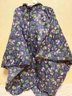 Kiu 花柄 レインポンチョ フード付きのサムネイル