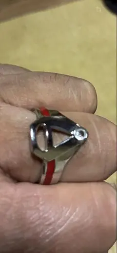 ウルトラ風リング