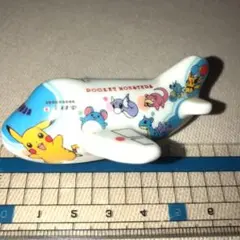 ANA 搭乗記念品　飛行機玩具　ポケモンジェット　陶器　おもちゃ
