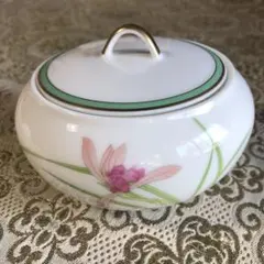 Item thumbnail for item b7f08bde-4d8a-470b-8a12-97b3296ed49a