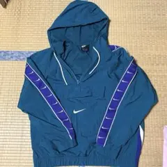 NIKE ナイロンジャケット