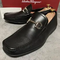 未使用級　フェラガモ　ビットローファー　ガンチーニ　ブラック　箱付　2432