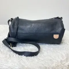 toleur トーラ　ショルダーバッグ　ドラムバッグ　レザー　牛革　ブラック　黒のサムネイル