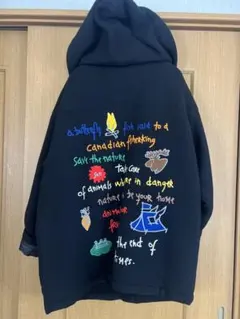 刺繍付き黒フードパーカー(CASTELBAJAC）