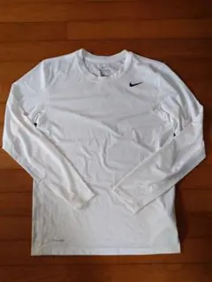 Nike THE NIKE TEE 長袖Tシャツ ホワイト