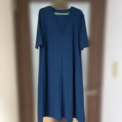 Vネック ロングワンピース ブルーのサムネイル