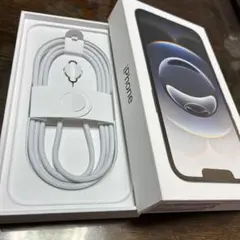 iPhone16e 空箱 アクセサリーのみ