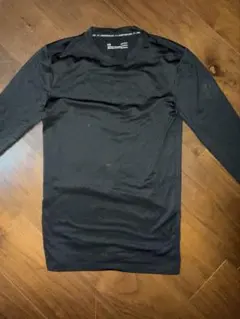 UNDER ARMOUR アンダーアーマー コンプレッション 長袖 黒 L
