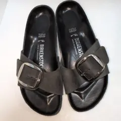 Item thumbnail for item 2fd1ff82-6000-4247-aef5-49e0920855de