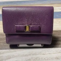 Salvatore Ferragamo 二つ折り財布 パープル ヴァラ