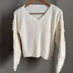 CECIL McBEE アイボリー ニット セーター Mサイズ